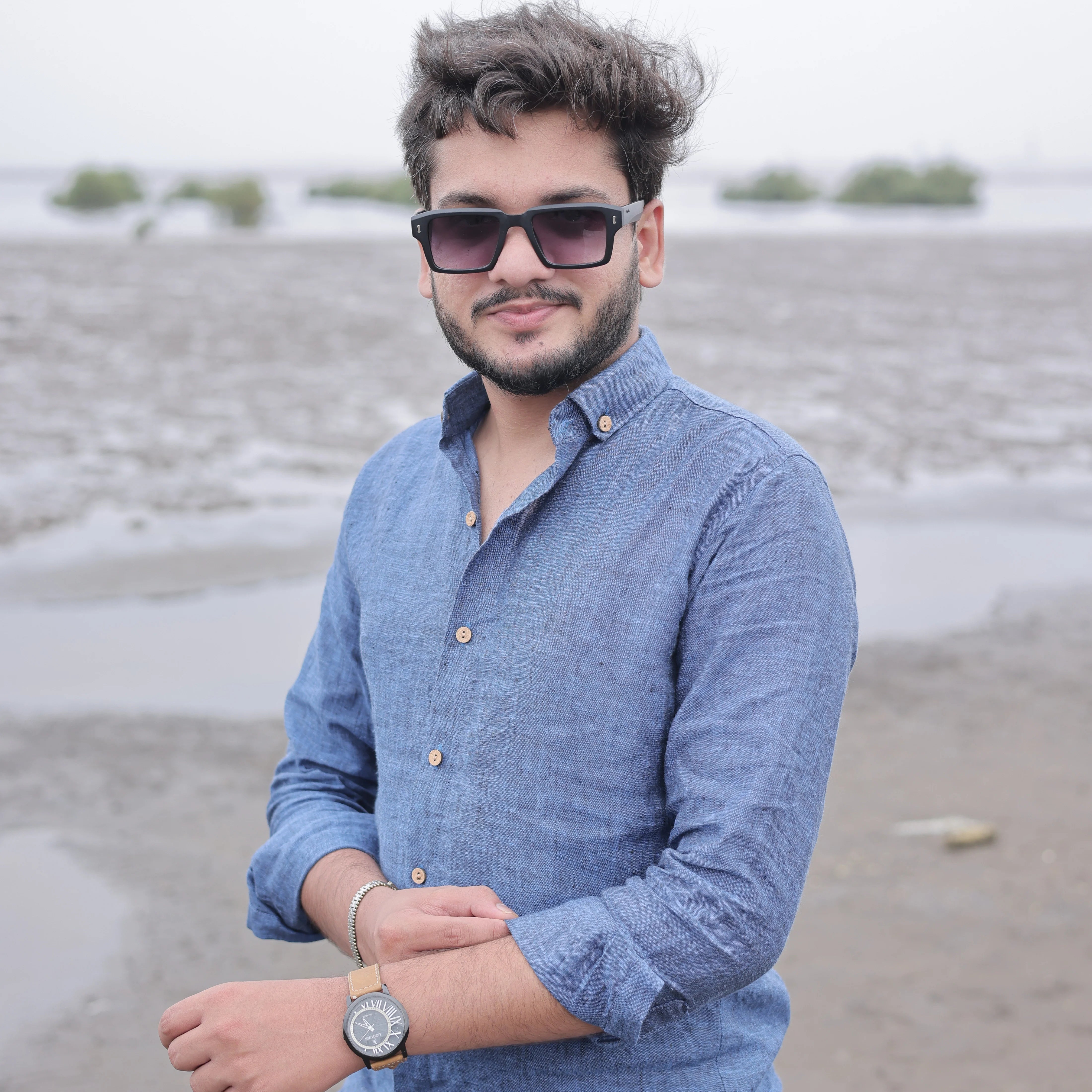 Slim fit shirts for men